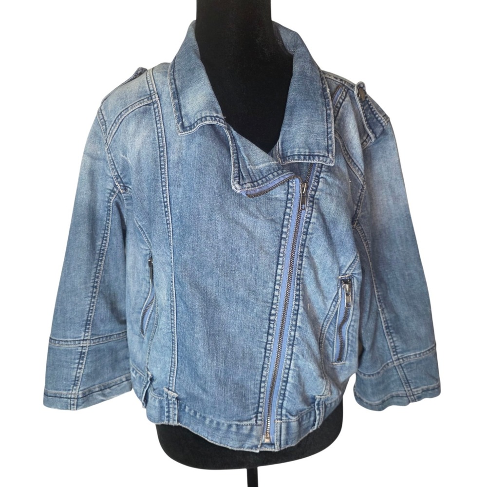 Torrid Womens 2 Blue Denim Cropped Moto Jacket 3/4 Sleeve Zip Front
